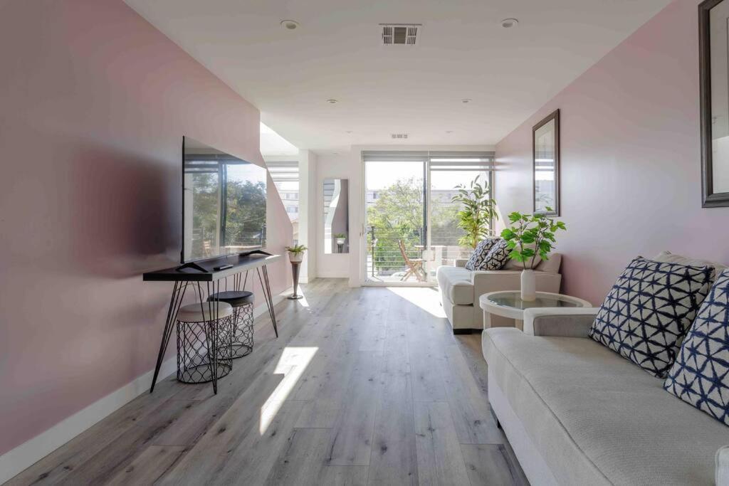 Stunning Hollywood Townhouse With Sunny Views Villa Los Angeles Exterior foto