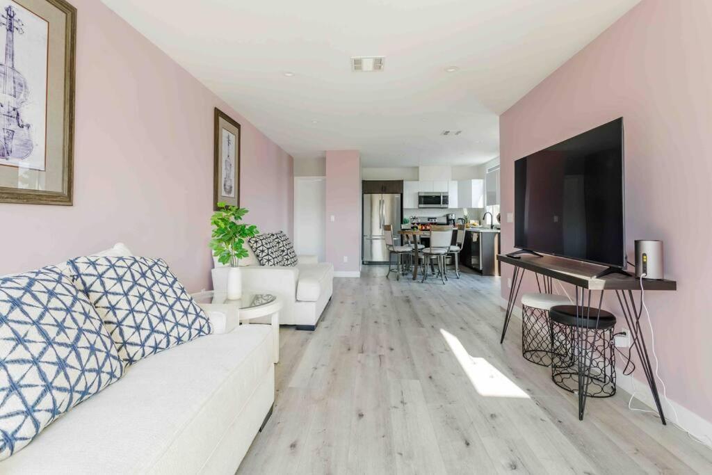 Stunning Hollywood Townhouse With Sunny Views Villa Los Angeles Exterior foto