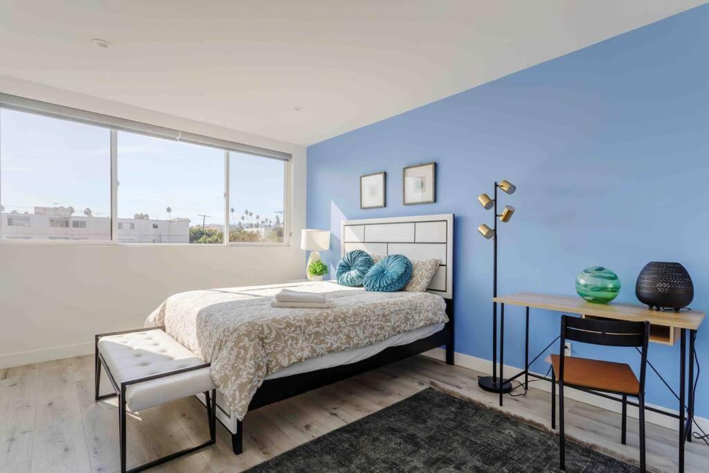 Stunning Hollywood Townhouse With Sunny Views Villa Los Angeles Exterior foto