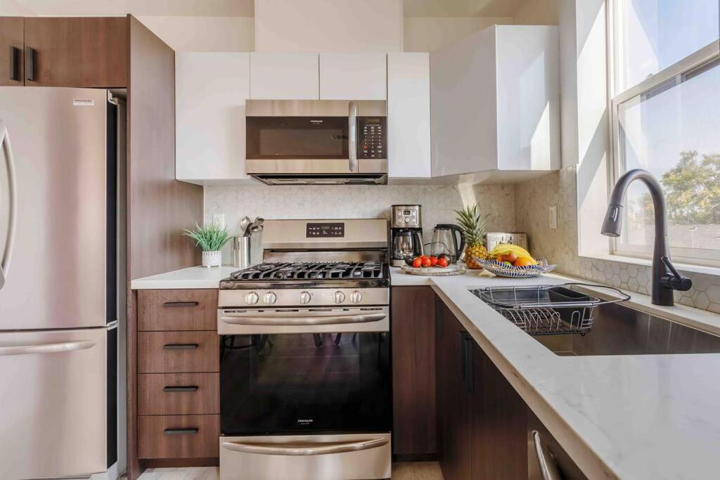 Stunning Hollywood Townhouse With Sunny Views Villa Los Angeles Exterior foto
