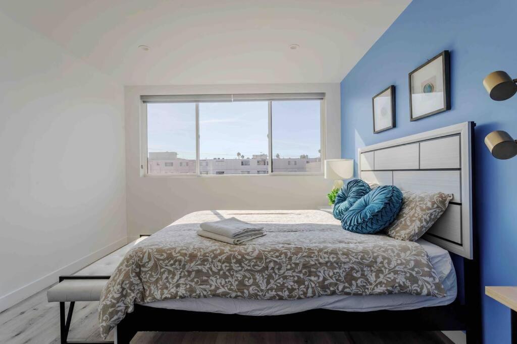Stunning Hollywood Townhouse With Sunny Views Villa Los Angeles Exterior foto
