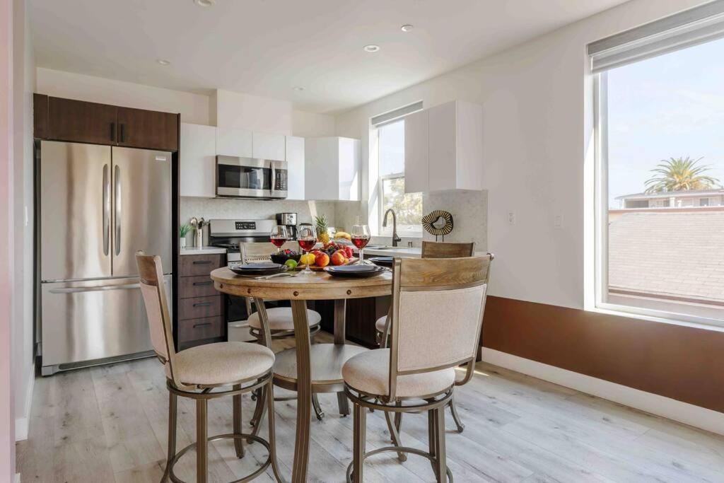 Stunning Hollywood Townhouse With Sunny Views Villa Los Angeles Exterior foto
