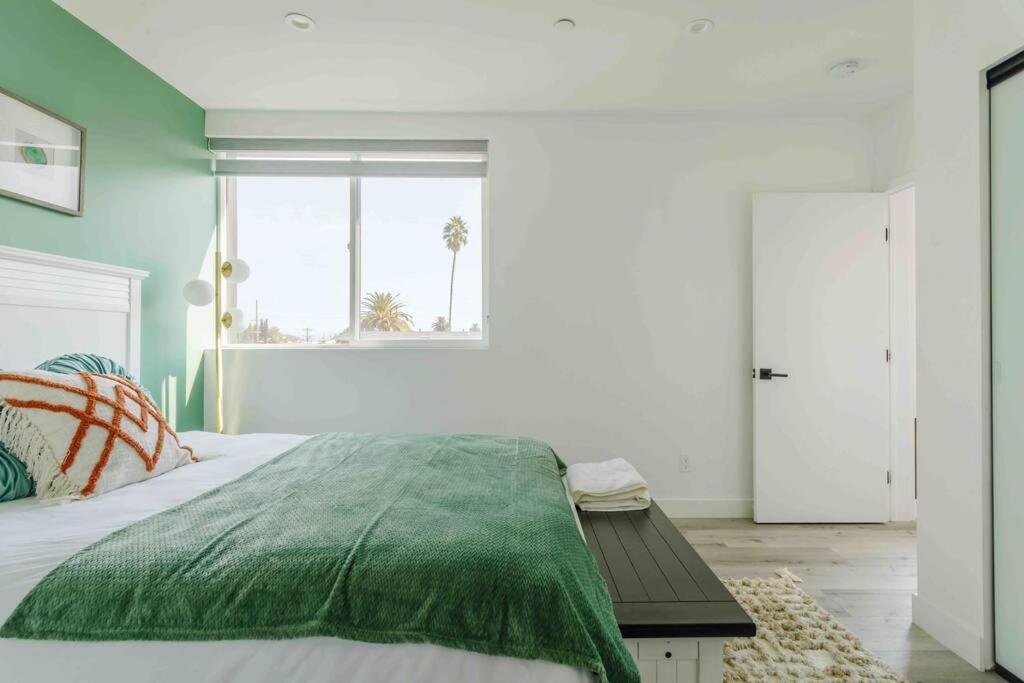Stunning Hollywood Townhouse With Sunny Views Villa Los Angeles Exterior foto